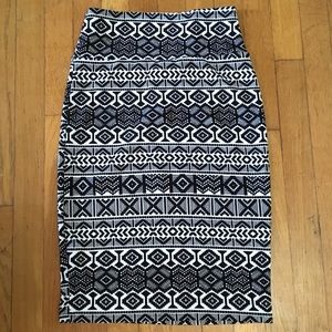LuLaroe Cassie Skirt